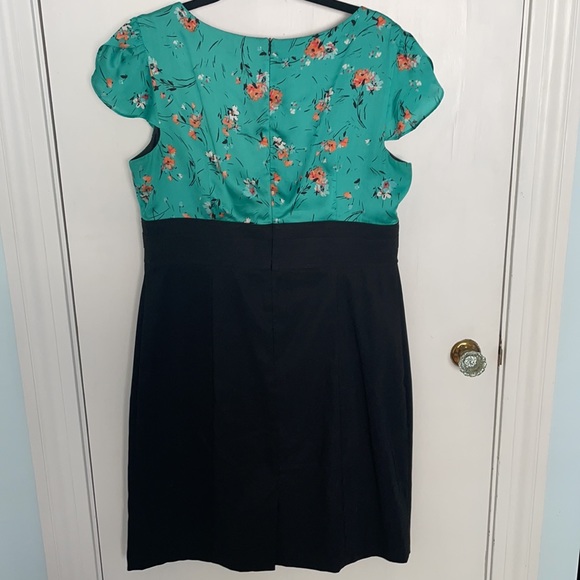 Asian-inspired pinup girl dress with empire waist,black pencil skirt - Picture 7 of 11